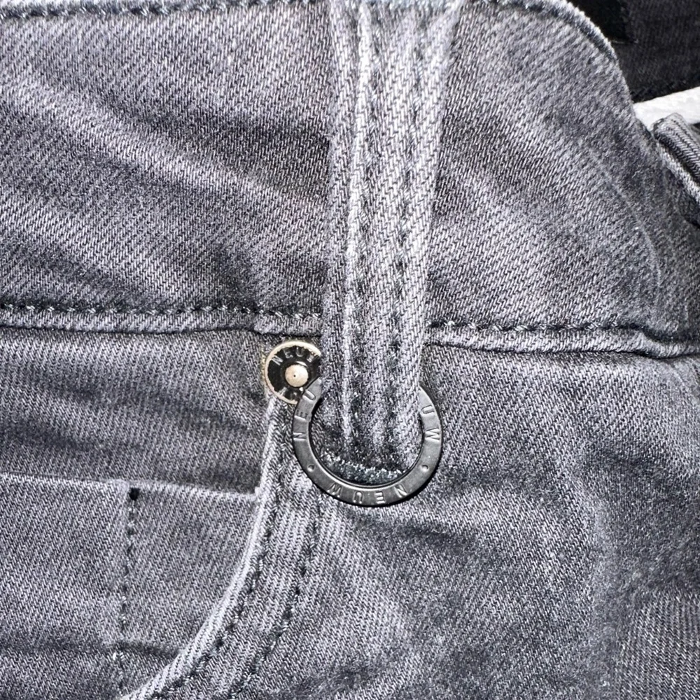 Neuw Men's Charcoal Skinny Jeans